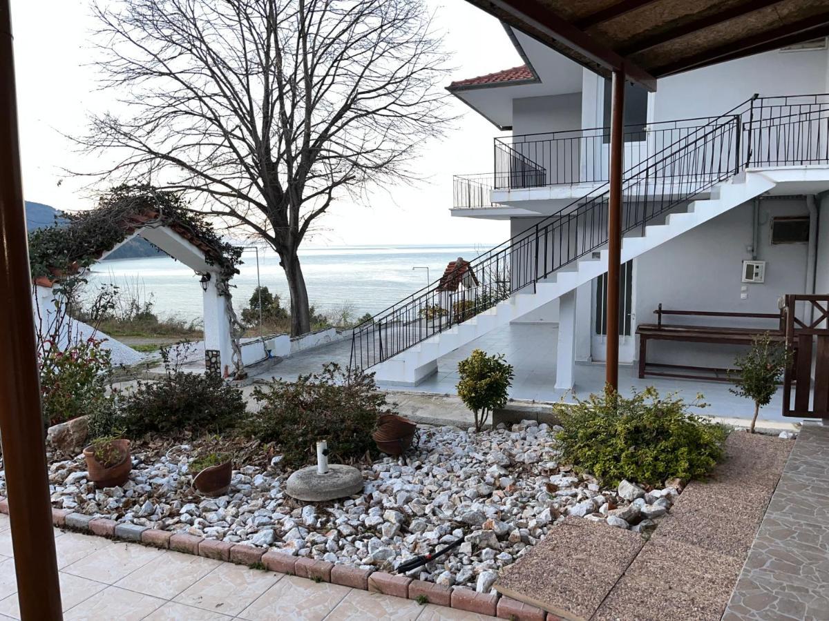 Villa Leonidas Koutsoupia Kókkinon Nerón Eksteriør billede